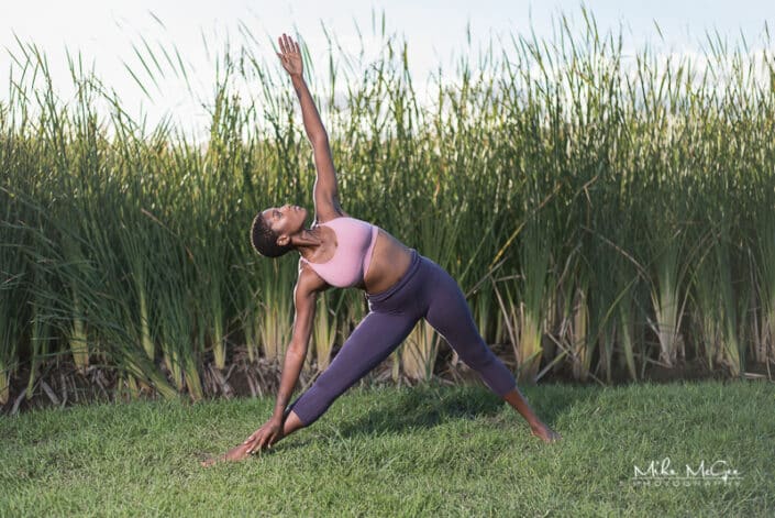 Jaida outdoor yoga activewear photoshoot